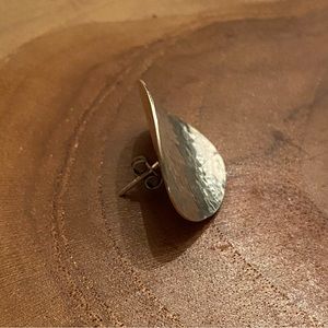 SINGLE Retired James Avery Hammered Disc Earring, Sterling Silver